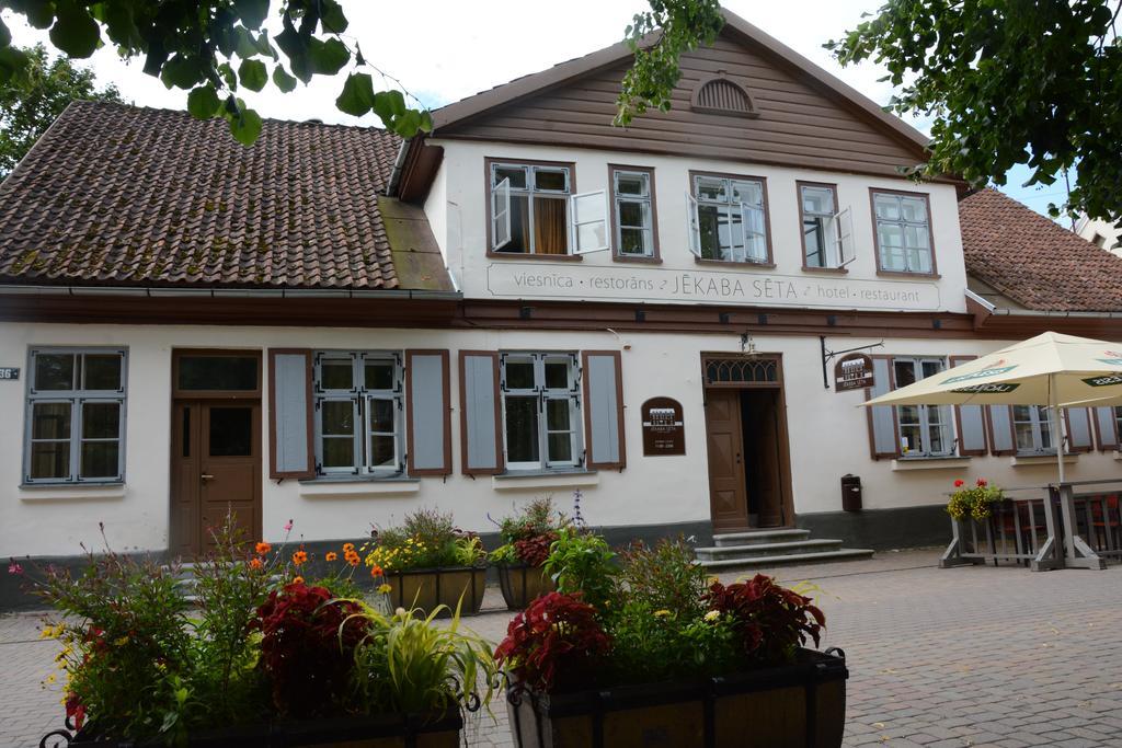 Jekaba Seta Hotel Kuldiga Exterior photo